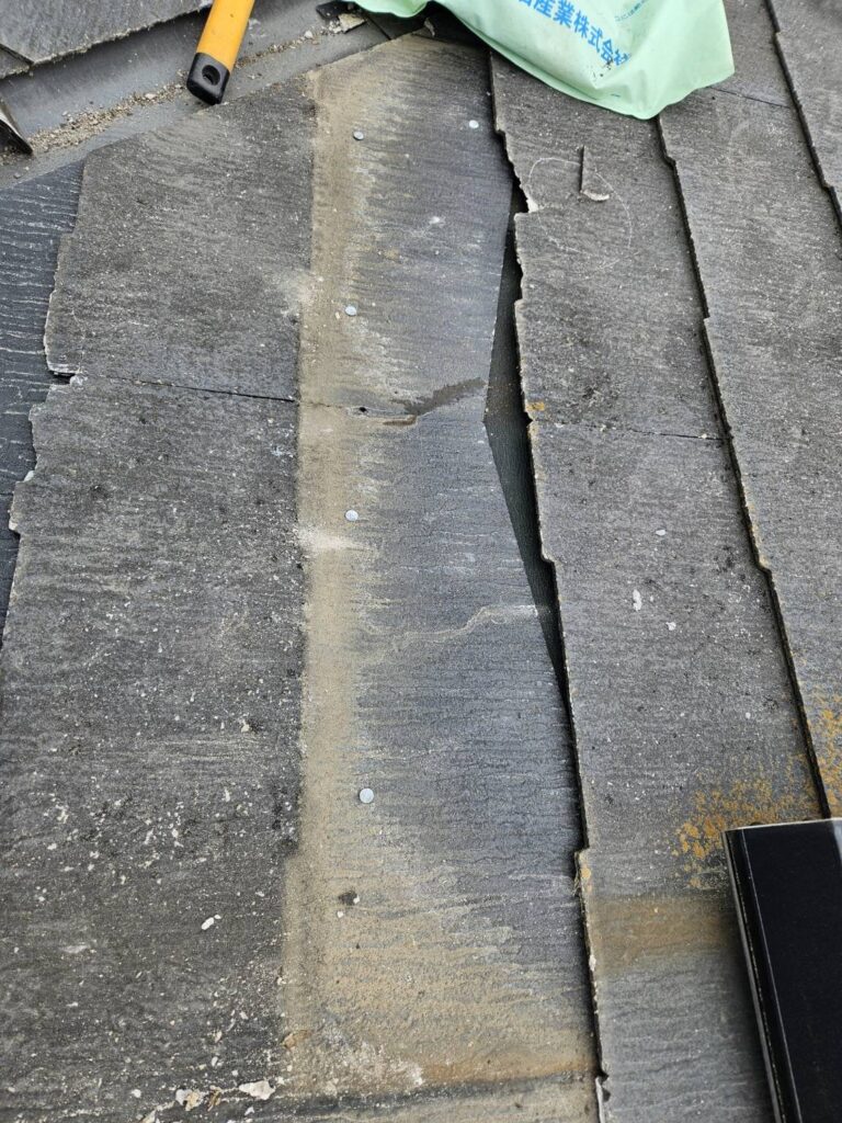 【足利市】屋根のひび割れを梅雨前にリフォーム！屋根コロニアル一部交換・補修工事