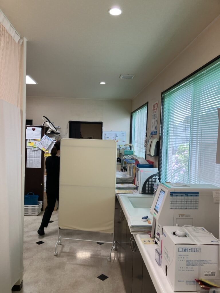 間仕切り引き戸取り付け