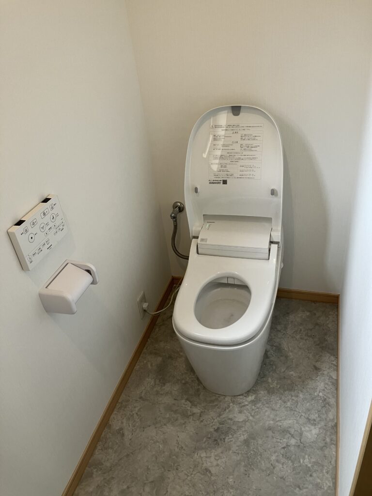 【佐野市リフォーム】トイレの気になる汚れはリフォームでおさらば！トイレ改修工事