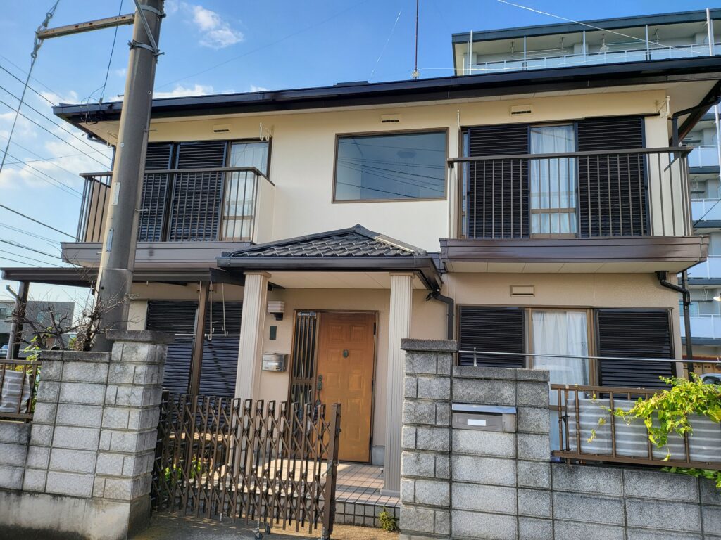 【佐野市リフォーム】外壁をピカピカに！劣化を感じさせない！屋根、外壁塗装、波板張替工事