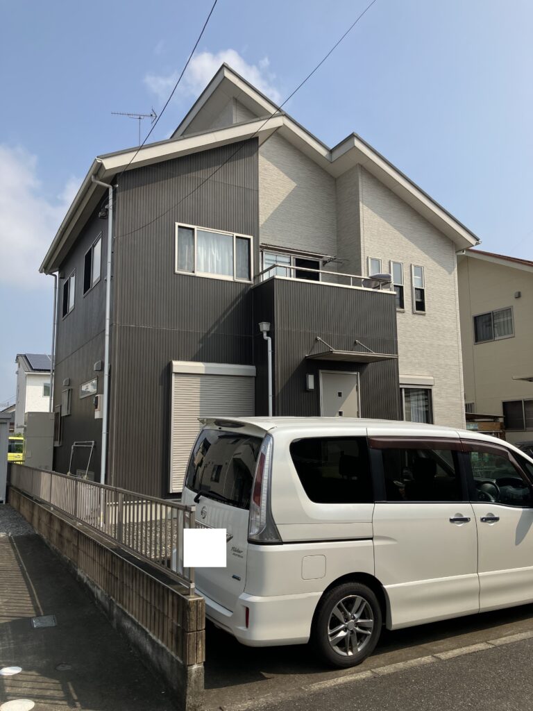 【足利市リフォーム】ガラッとイメチェン！爽やかに生まれ変わりました！外壁・屋根カバー工事