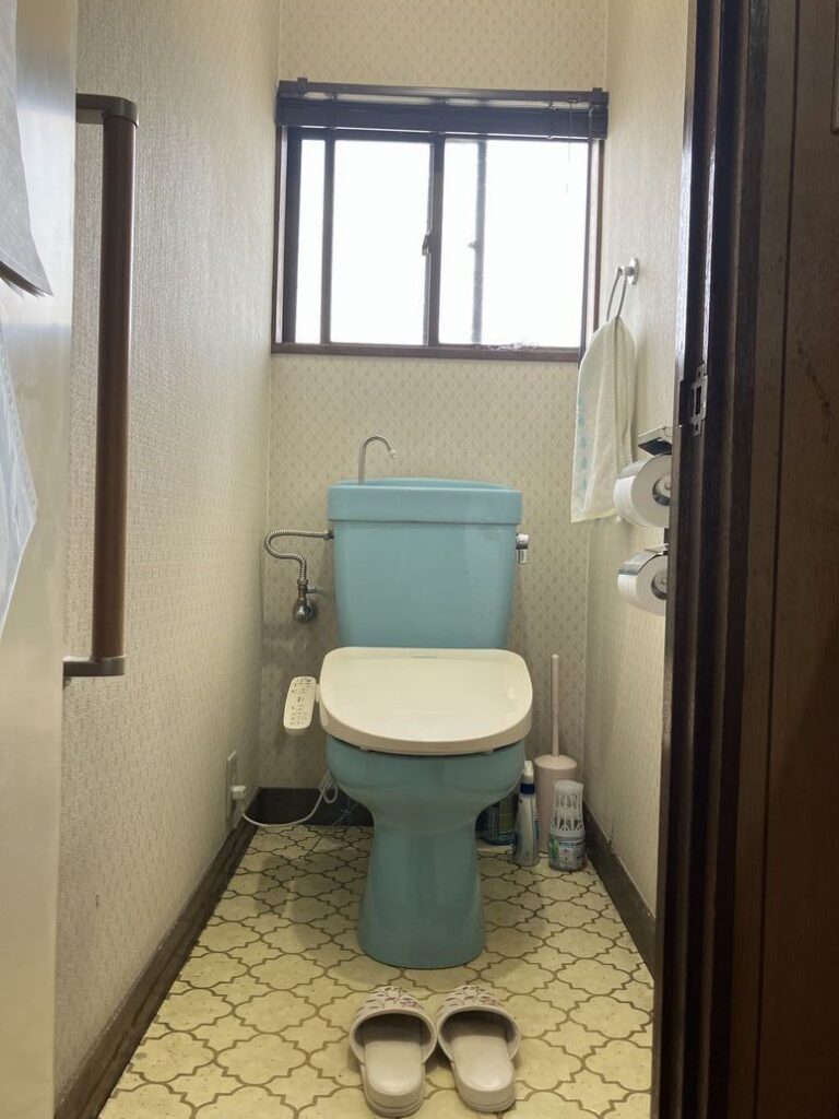 【足利市リフォーム】トイレ丸ごとリフォーム!トイレ+内装改修工事