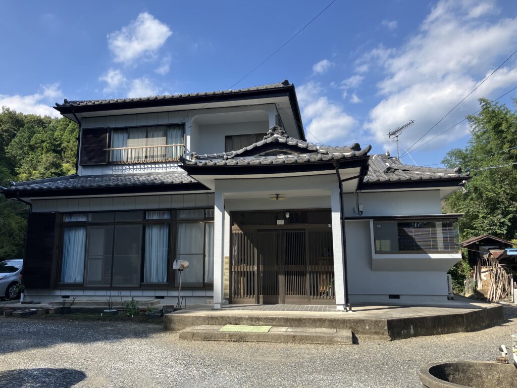 【足利市リフォーム】超耐久30年級で汚れに強く長持ちする家へ！外壁塗装工事