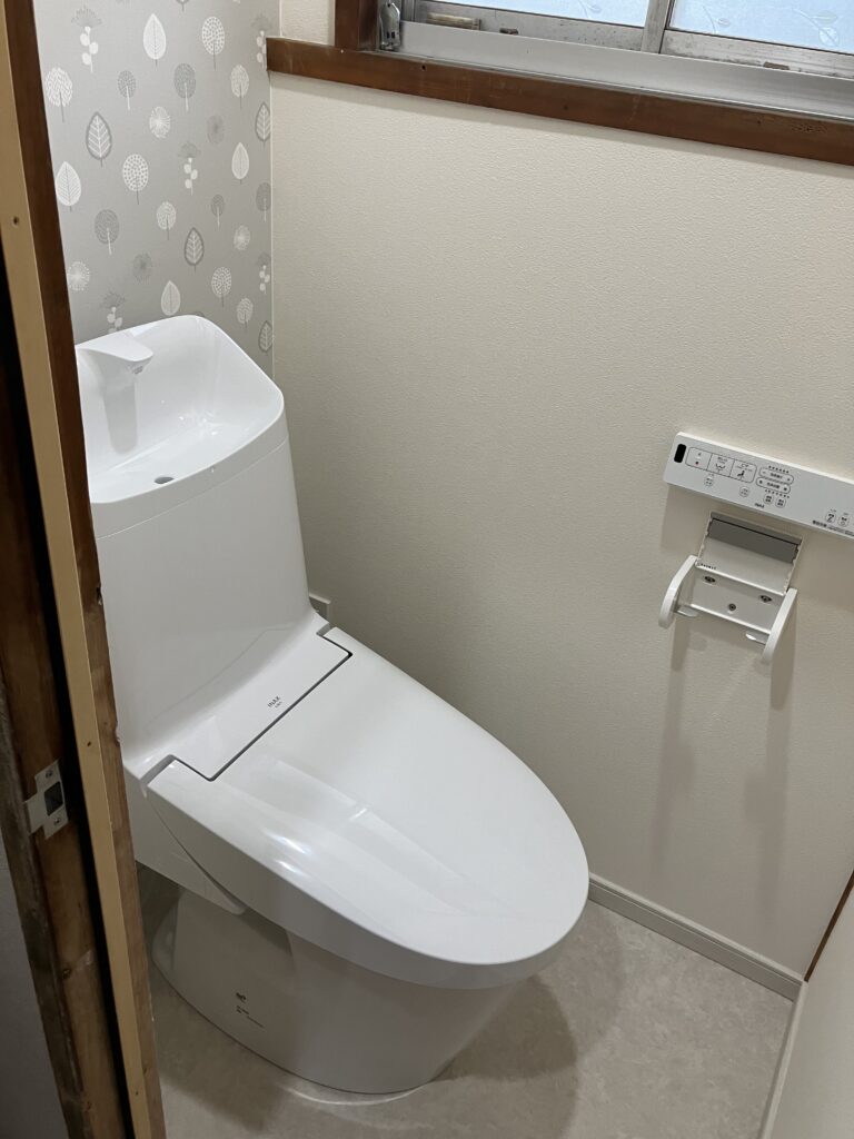 【足利市リフォーム】お客様の為に！汲み取り式から浄化槽設置して水栓トイレに！浄化槽及びトイレ洗面改修工事