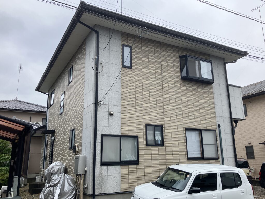 【足利市リフォーム】コーキングもバッチリ仕上げた外壁塗装リフォーム工事