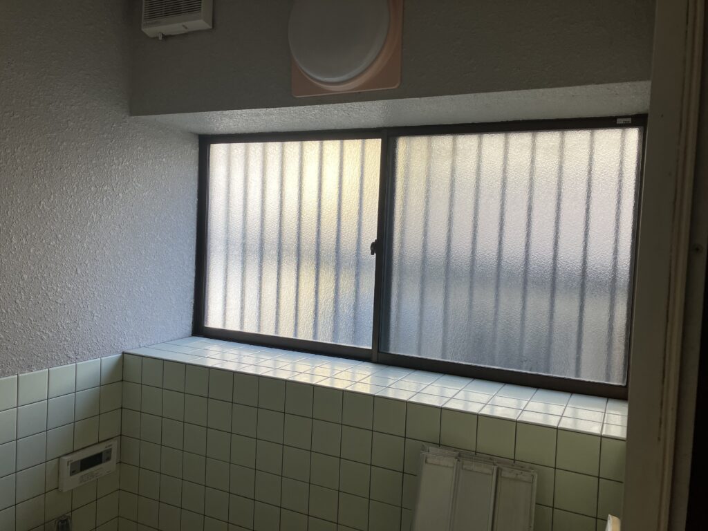 【大泉町リフォーム】外観もお風呂も新築同様に生まれ変わります！屋根補修・外壁塗装工事・浴室・トイレ工事