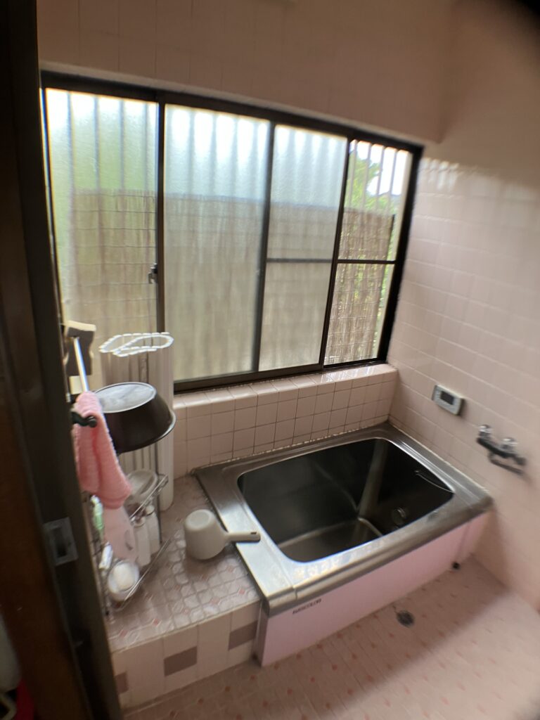 【邑楽町リフォーム】真空ガラスで暖かいお風呂に！水廻り改修・フローリング上張り工事