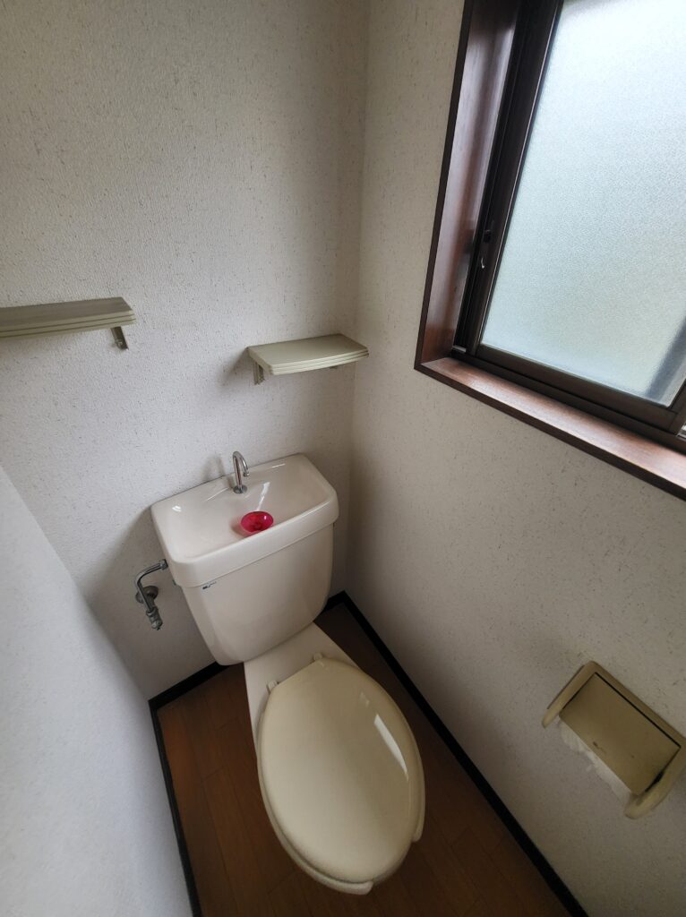 【佐野市リフォーム】洗面所とトイレをより快適に！間取り変更も行いました！レンジフード交換、浴室水栓交換