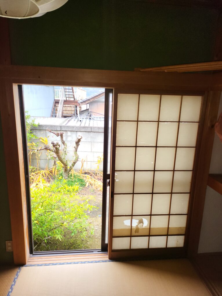 【佐野市リフォーム】先進的窓リノベ補助金を活用して内窓(インプラス)を追加！内窓(インプラス)工事